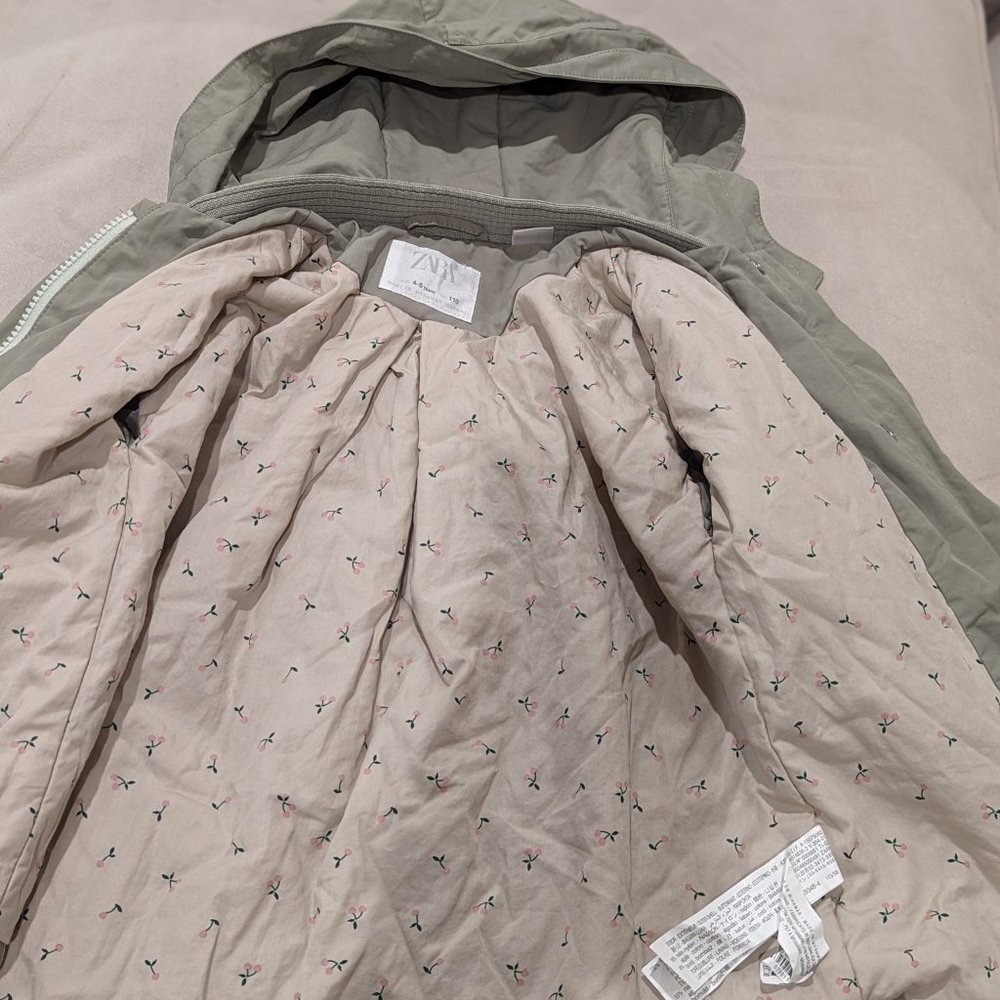 Girls jacket - Picture 3 of 3